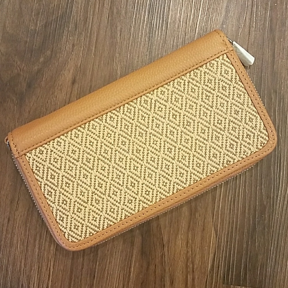 Brand New Thirty-One Wallet